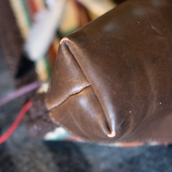 Old Smokeys Boot Shoulder Bag - Picture 9 of 11